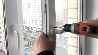 Ремонт металопластикових вікон та дверей